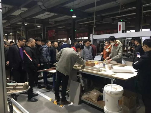 亚度家居第三次开放前后端一体化生产基地，三维家技术为四川定制行业注入新动能